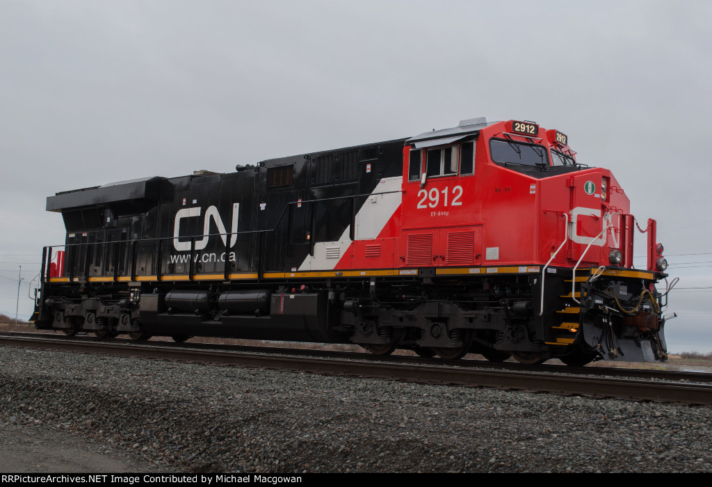 CN 2912